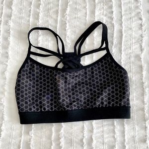 Target Lattice front sports bra black